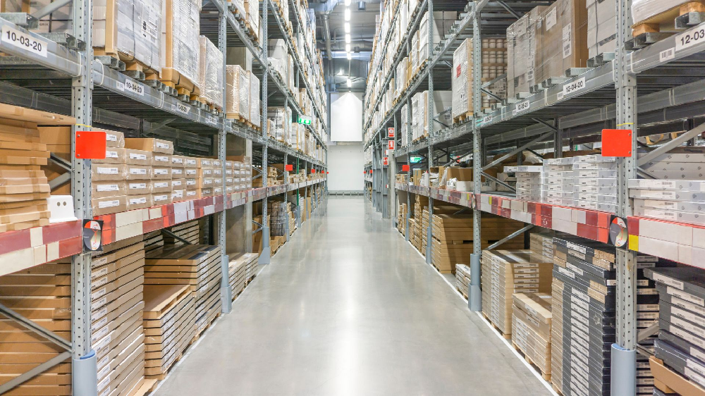 物流の倉庫業とは？課題や対策を解説